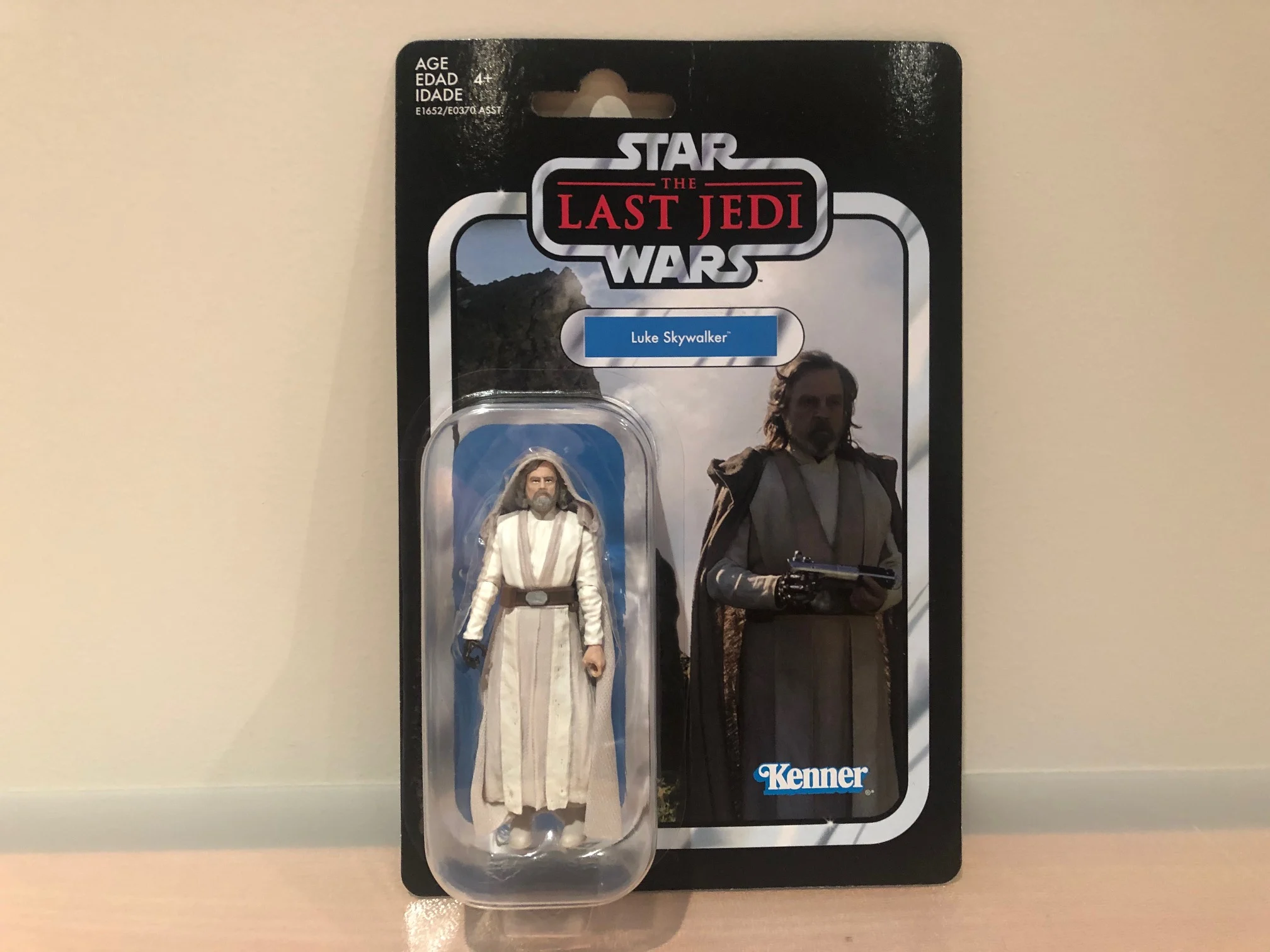 Star Wars The Vintage Collection Luke Skywalker 3.75 Inch Action Figure